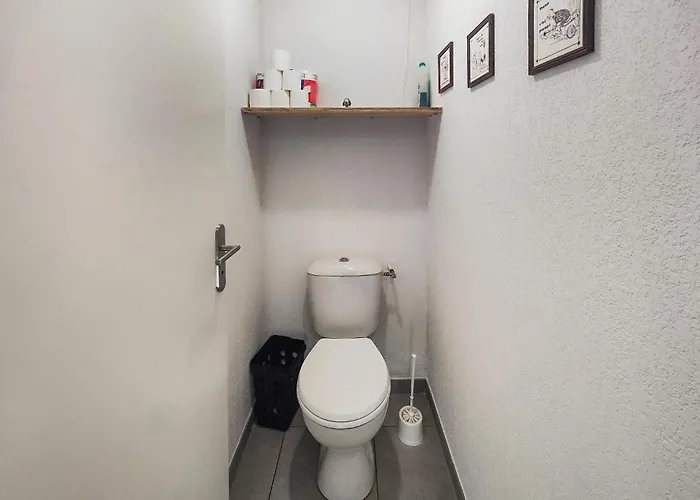 Vakantiehuis 3 Bedroom Gorgeous In *